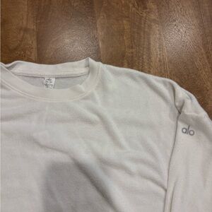 ALO Yoga White Long Sleeve Top